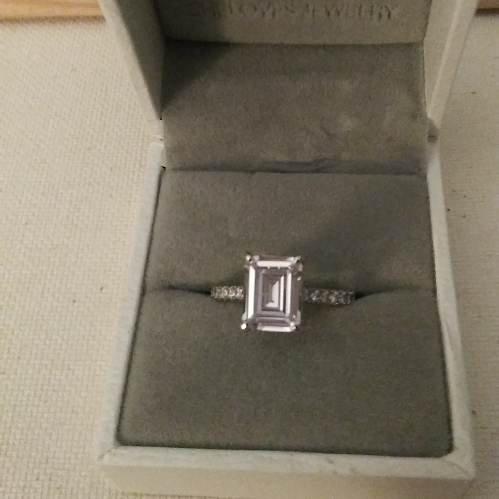 2.8 c.t.w. engagement ring size 5.5